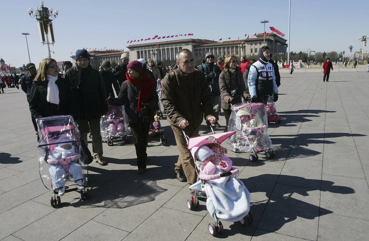 AP : China Ends International Adoption Program After 3 Decades
